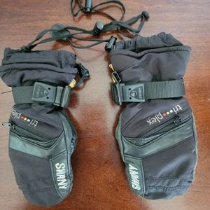 Black Swany tri-plex kids mittens size large for 4-5 yrs old